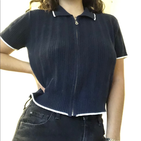 SOLDnavy blue collared short sleeve zip up top - Picture 4 of 4